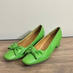 Vintage Jack Rogers Green Bow Heels